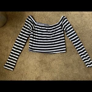 women’s off the shoulder crop top